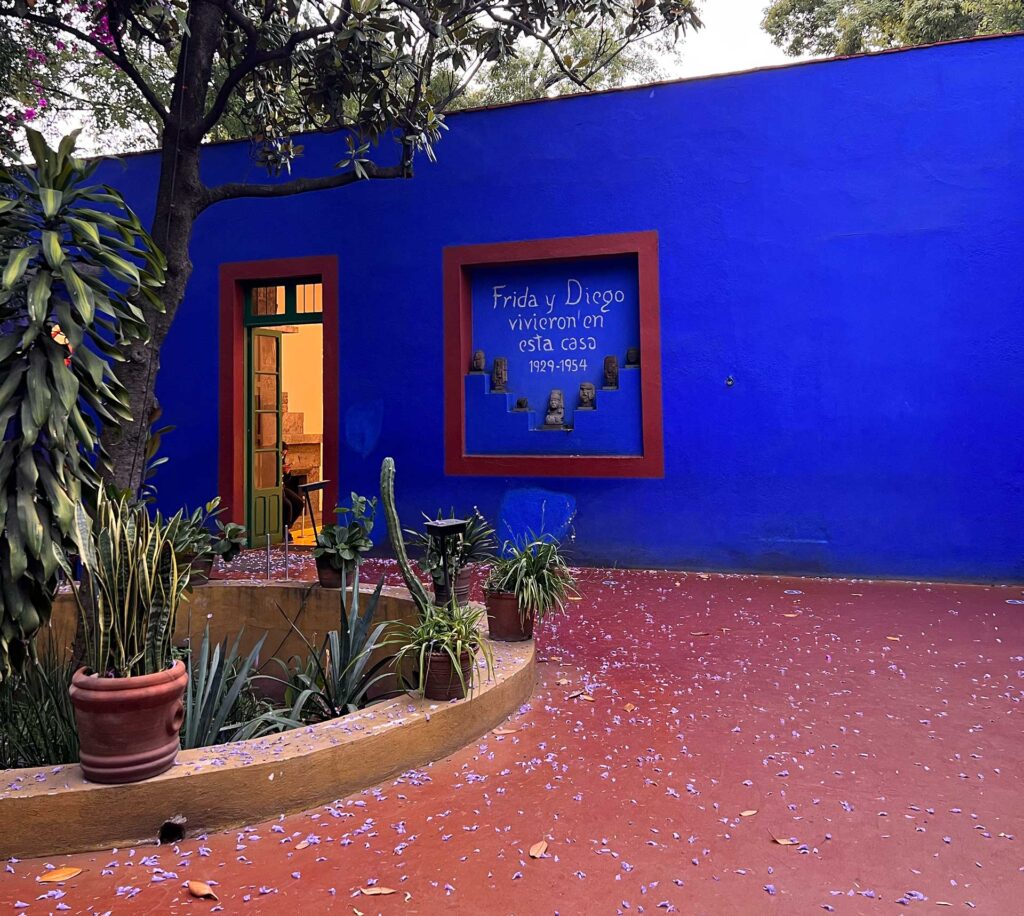 a wall on frida kahlo's house in Mexico